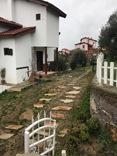 Seymen Emlaktan Kemalpaşa YukarıKızılca'da Satılık 285 M2 Villa 